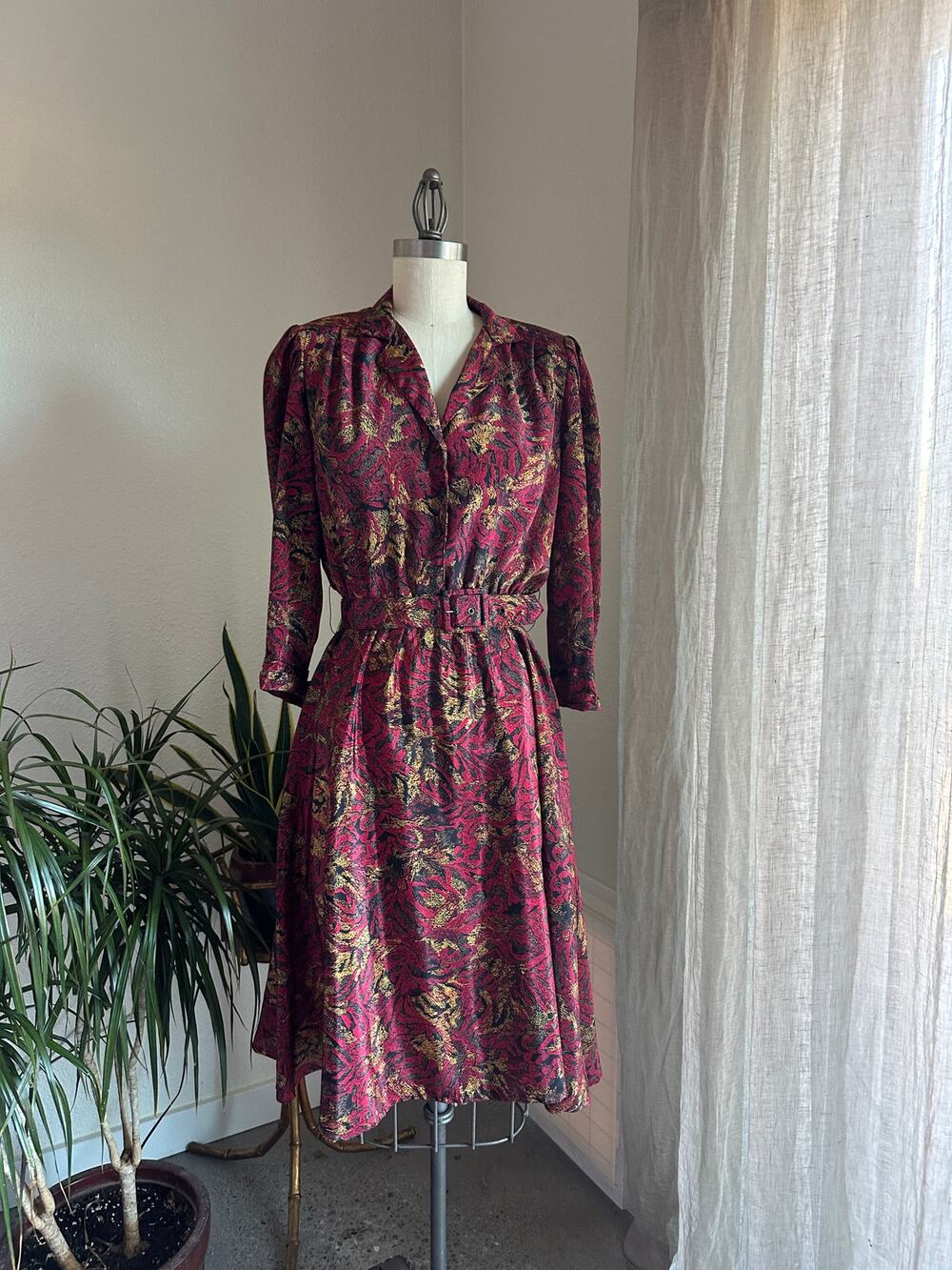 Stuarts Alan Women’s 6 Dress Red Metallic Floral 80s Party Fit Flare